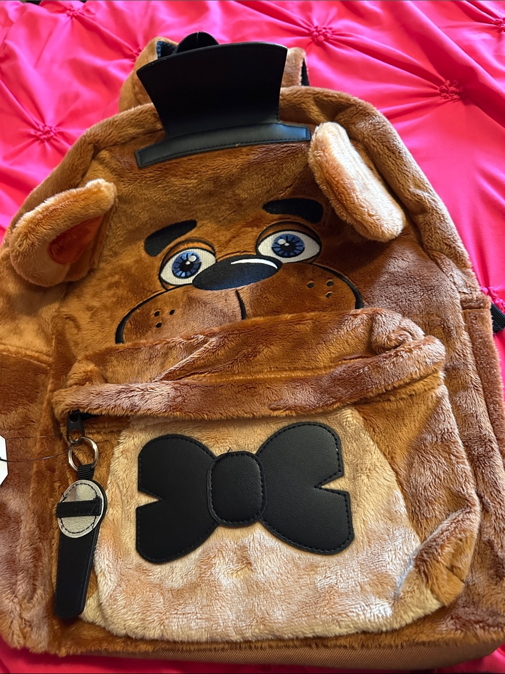 Backpack - Picture 3 of 6